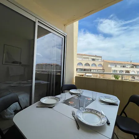 T2 Climatise Avec Loggia A 500 M De La - Fr-1-338-629 Apartment